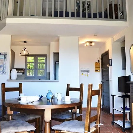 Studio Avec Mezzanine, Piscine Et Parking - - Fr-1-251-545 *