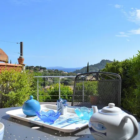 Studio Avec Mezzanine, Piscine Et Parking - - Fr-1-251-545 *